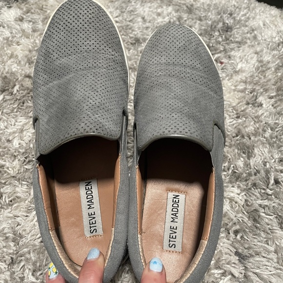 Steve Madden Slip On platform sneaker - Picture 5 of 9